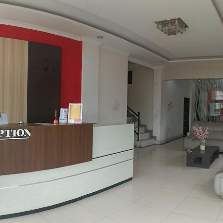 Khariz Hotel بوغيتّينغي المظهر الخارجي الصورة