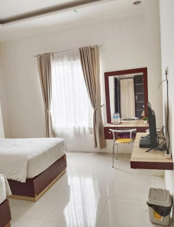 Khariz Hotel بوغيتّينغي المظهر الخارجي الصورة